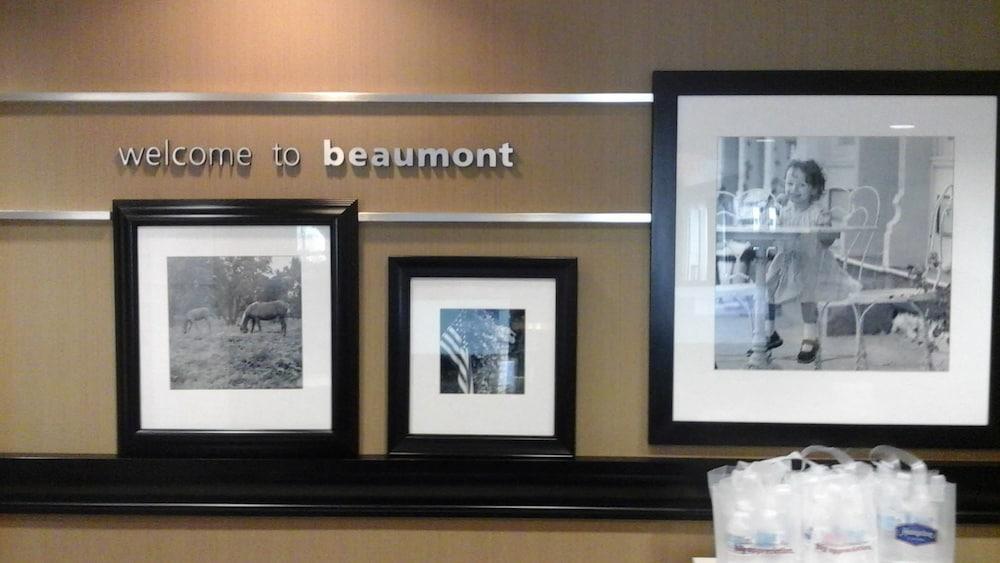 Hampton Inn Beaumont Exteriör bild