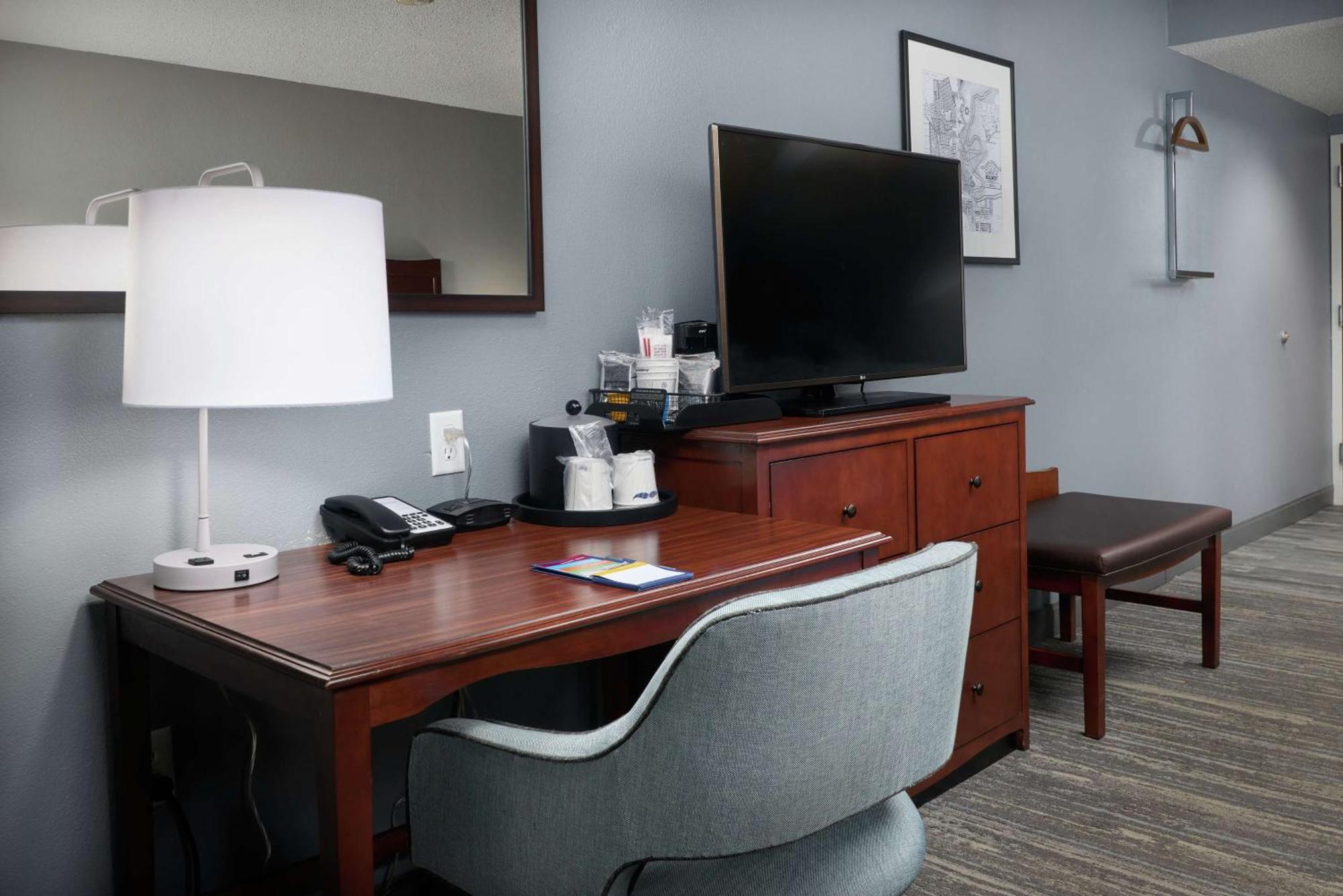 Hampton Inn Beaumont Exteriör bild